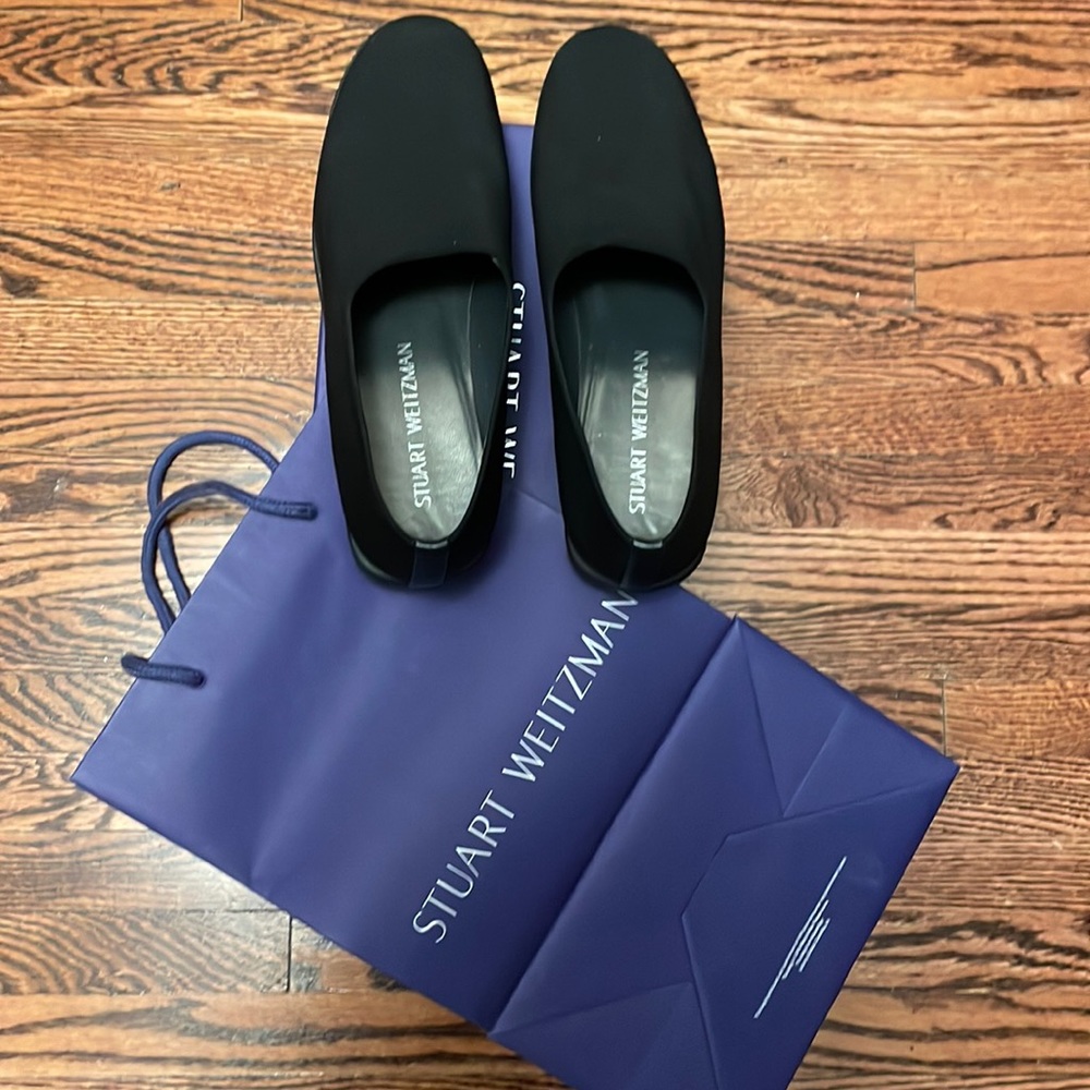 NEW Stuart Weitzman Sofa Black Stretch Pull On Loafer Black.Size 7.Made in Spain